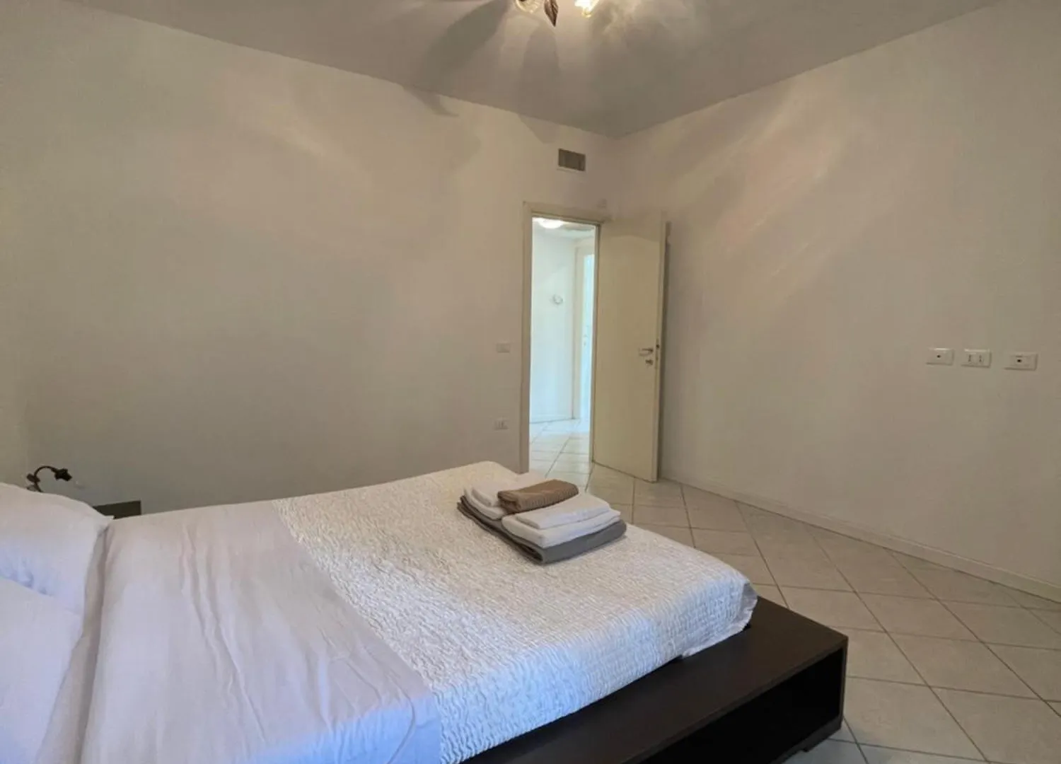 Flor Apartment Seriate 0*,  Italy